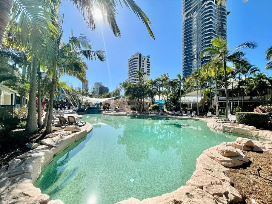 Diamond 100 Apartment Gold Coast